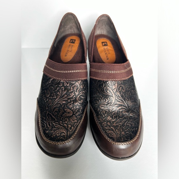 White Mountain Clogs - Picture 2 of 8